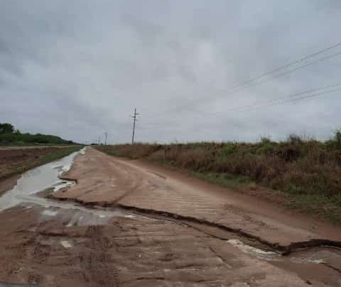 Preocupa el estado del camino a La Gilda