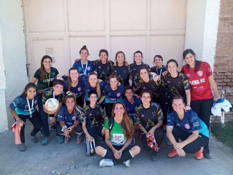 Un triangular de fútbol femenino en la cárcel en el que ganaron todas