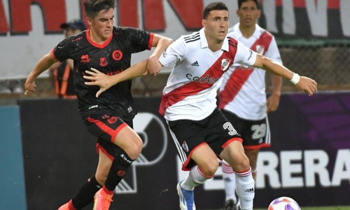 Empate para River en el debut de Demichelis