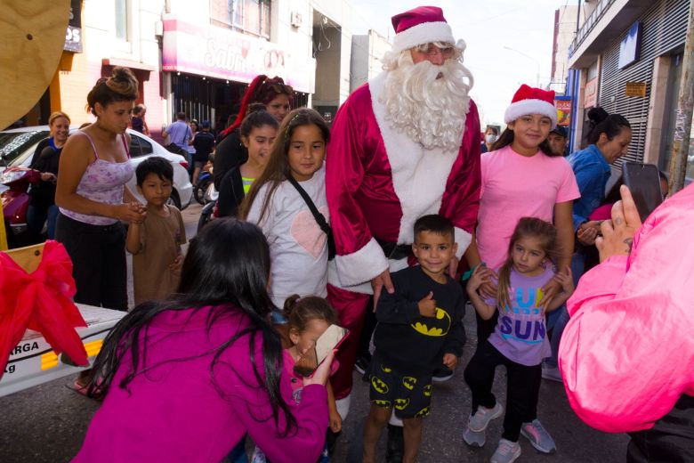 La Caravana Mágica de Papá Noel pasó por LV16