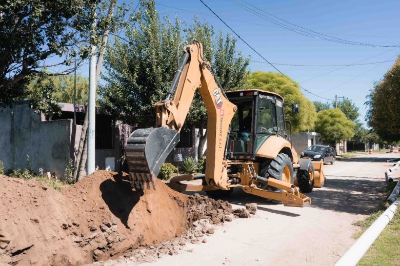 Avanza la obra que dotará de cloacas a más de 4.000 vecinos de la ciudad