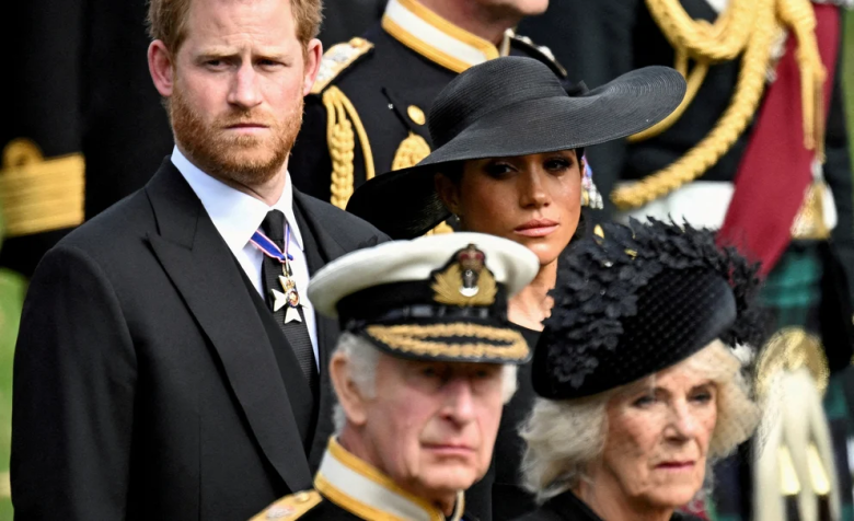 Los detalles de la fuerte discusión entre el príncipe Harry y el rey Carlos III el día que murió Isabel II