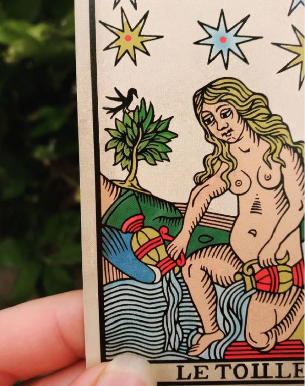 El Tarot: Más allá de la promesa de una vida feliz