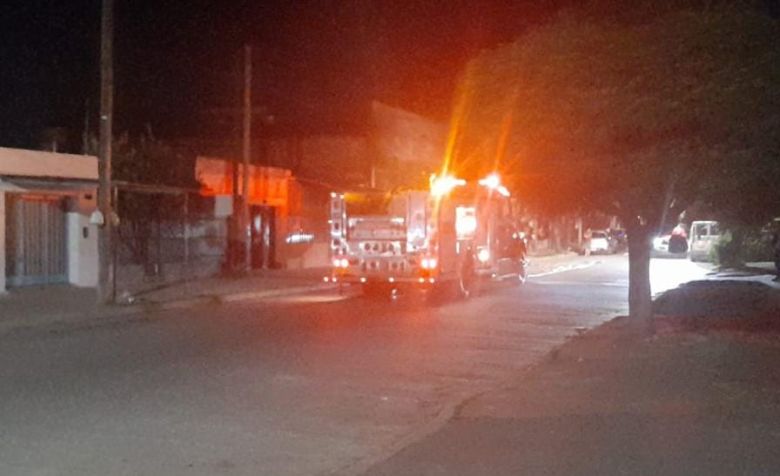 Incendio en el depósito de un supermercado del Alberdi 