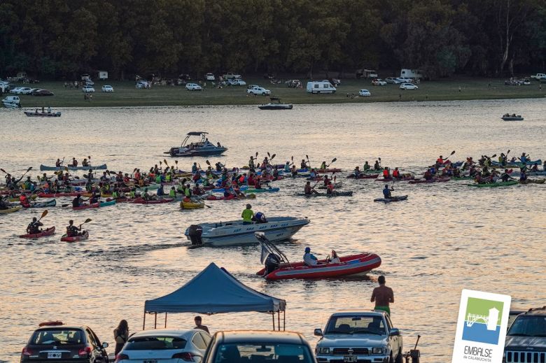 Se realizó con éxito la 8va remada nocturna en Embalse