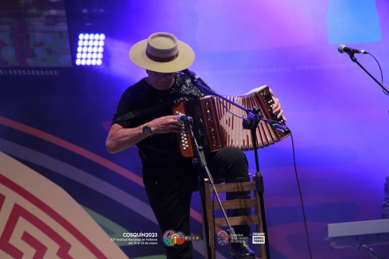 La quinta noche coscoína tuvo un cierre con el mejor Ahyre