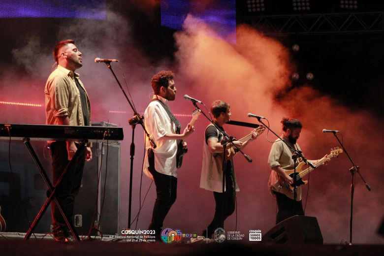 La quinta noche coscoína tuvo un cierre con el mejor Ahyre