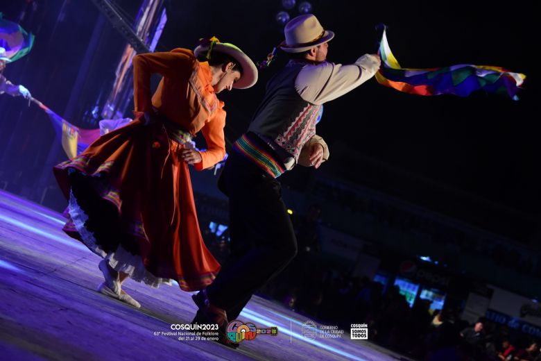 La quinta noche coscoína tuvo un cierre con el mejor Ahyre