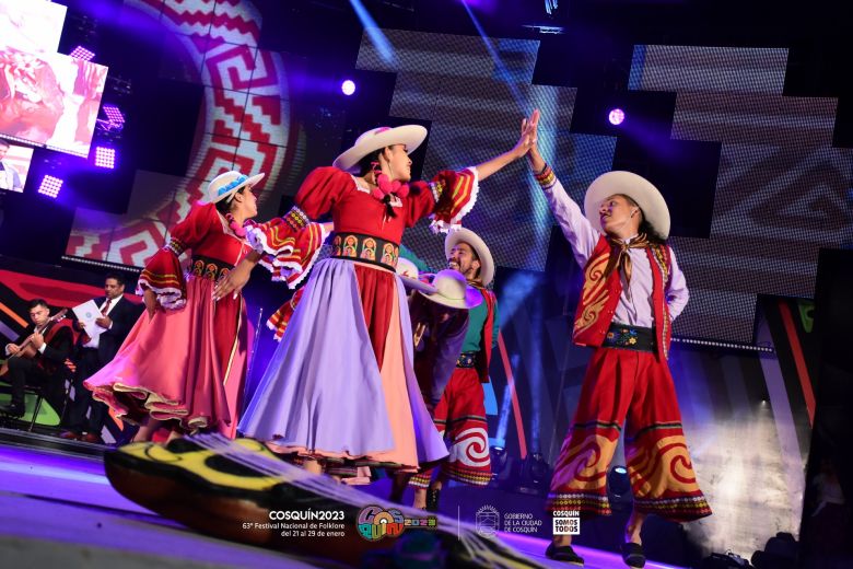 La quinta noche coscoína tuvo un cierre con el mejor Ahyre