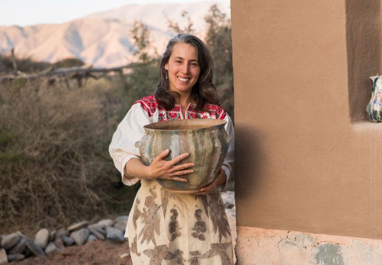  Eligió el Valle Calchaqui salteño para transmitir las raíces de la cerámica argentina