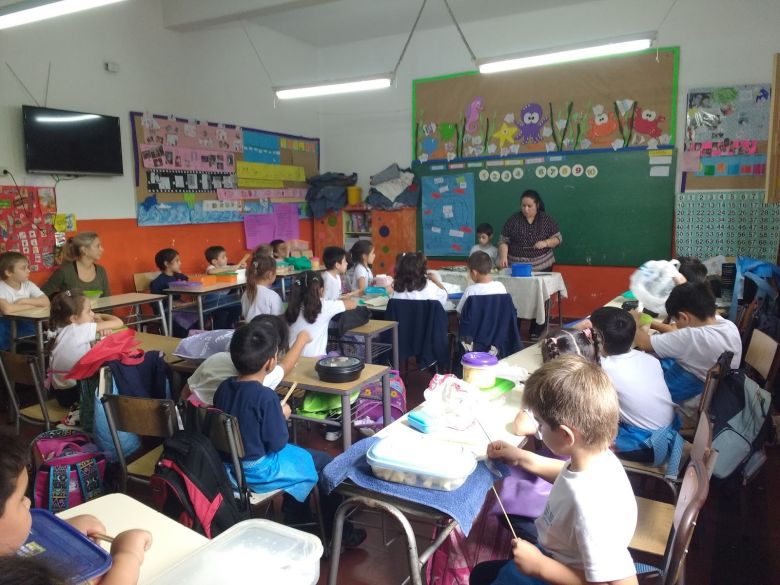 “Los 76 edificios escolares de la ciudad están en condiciones plenas para dictar las clases”