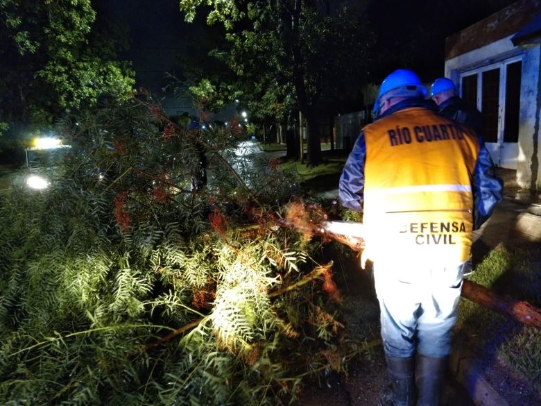 Más de 30 personas fueron asistidas en distintos sectores por el temporal