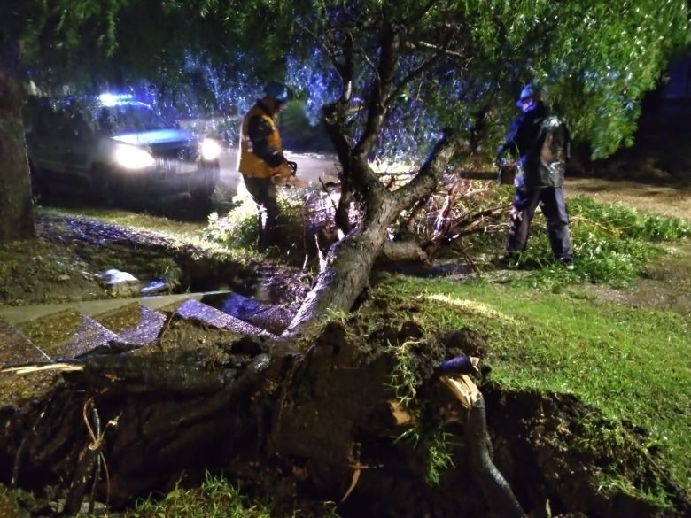 Más de 30 personas fueron asistidas en distintos sectores por el temporal