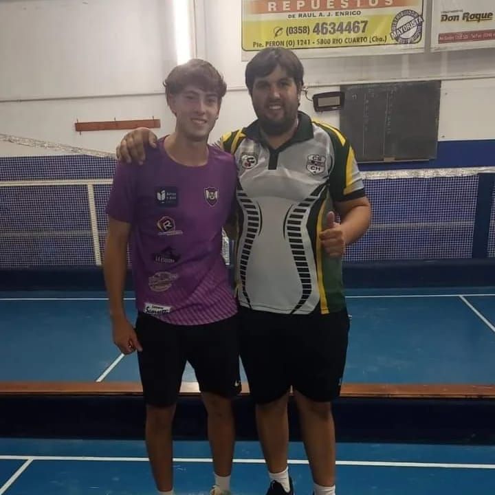 Chanta Cuatro festejó por duplicado en el Torneo Extra