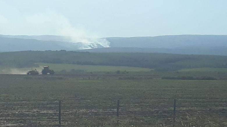 Incendio cerca de Alpa Corral tiene en alerta a bomberos