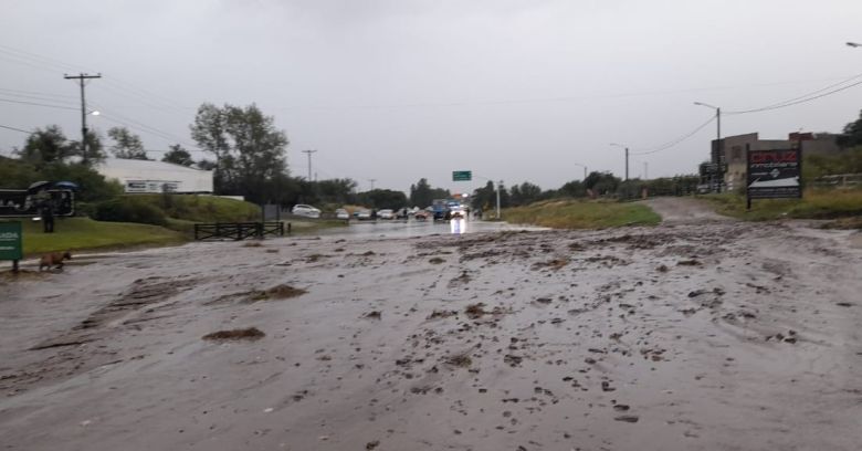 Continúa el Alerta por el fuerte temporal que se vive en Villa de Merlo y alrededores