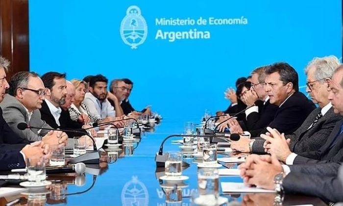 Sergio Massa anunció un nuevo Dólar Agro a $300