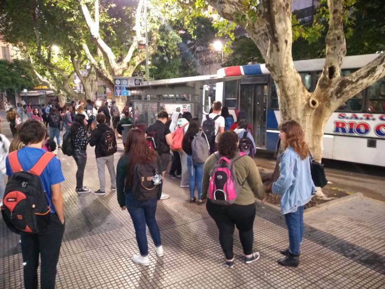 Desde este lunes se amplían recorridos y cambian las frecuencias de los colectivos