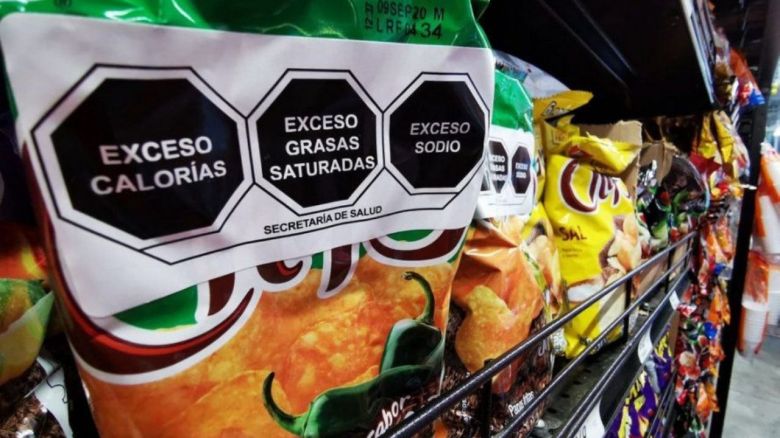 Afirman que el etiquetado ayuda a identificar productos que se creían saludables y no lo son