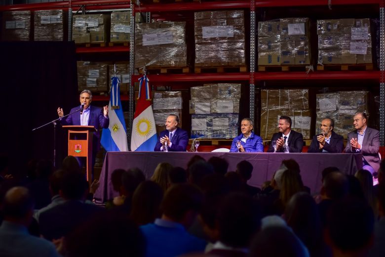 Schiaretti y Llaryora habilitaron un moderno Parque Industrial en la provincia