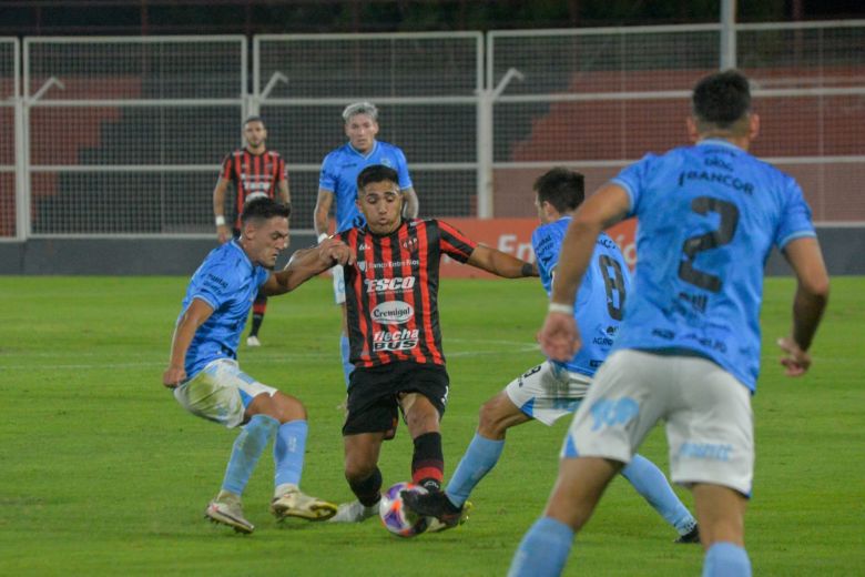 Estudiantes rescato un gran punto en Paraná 