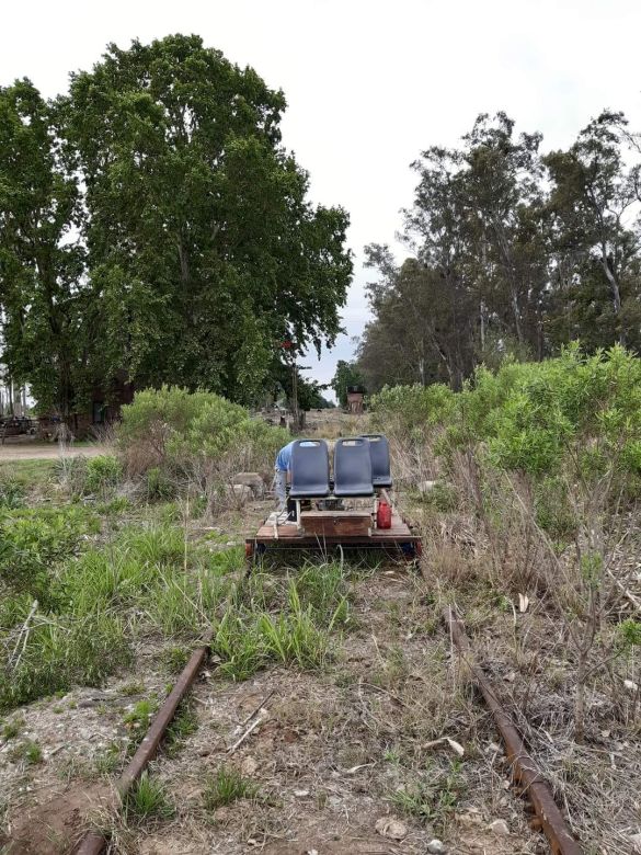 “Los locos del ferrocarril” impulsan el regreso del tren de pasajeros al sur de Santa Fe