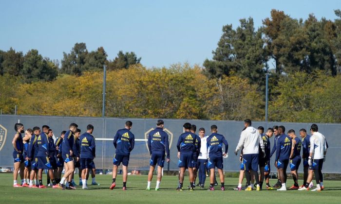 Boca visita a Colo Colo de Chile en la antesala del Superclásico