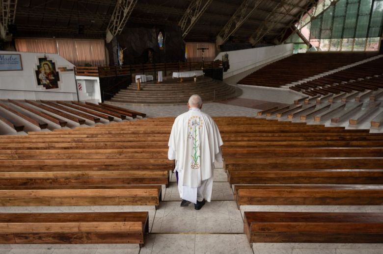 El cura cordobés que fundó la primera iglesia del Círculo Polar Ártico, “San Miguel Arcángel”