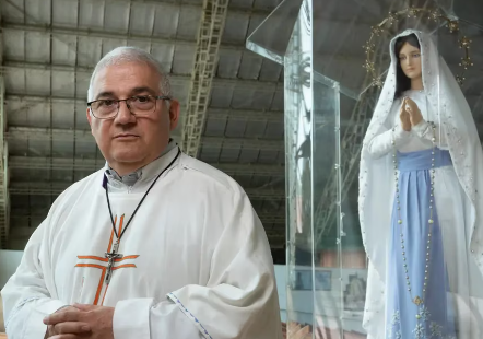 El cura cordobés que fundó la primera iglesia del Círculo Polar Ártico, “San Miguel Arcángel”