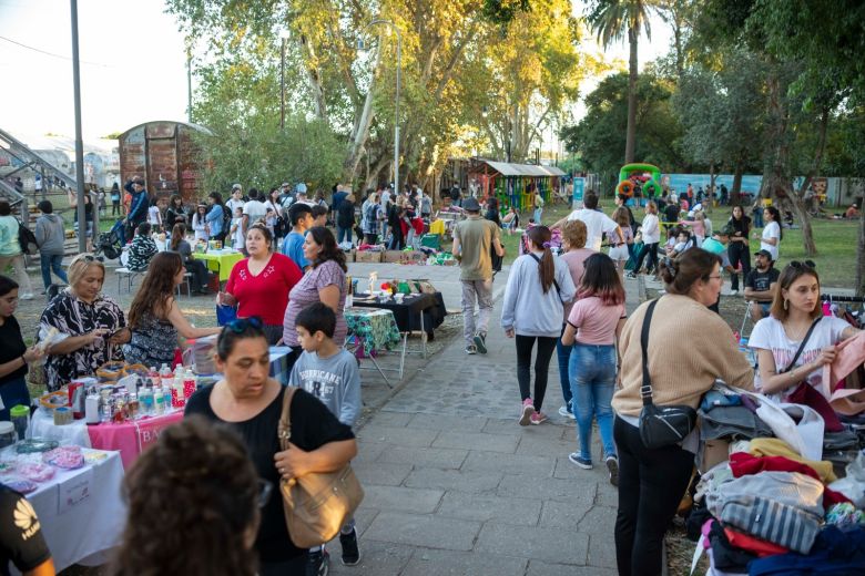 La Feria de Editoriales Independientes cerró con interesantes propuestas y buen marco de público 