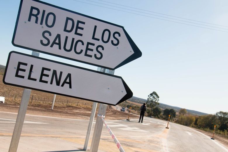 Schiaretti habilitó la pavimentación de 28 kilómetros del “Camino de la Costa”