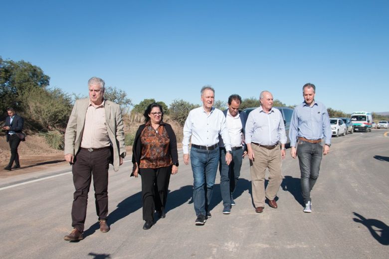 Schiaretti habilitó la pavimentación de 28 kilómetros del “Camino de la Costa”