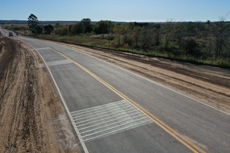 Schiaretti habilitó la pavimentación de 28 kilómetros del “Camino de la Costa”