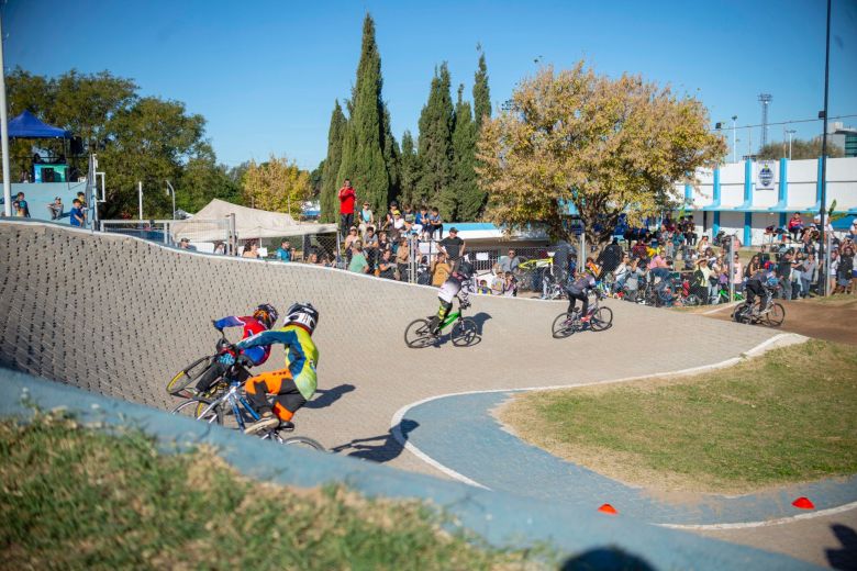 BMX: Destacado inicio del torneo local y gran convocatoria por el certamen provincial