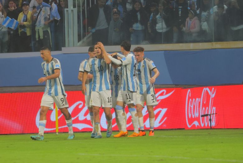  Debut y victoria de la Argentina Sub 20 