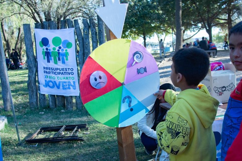 Con gran respuesta de vecinos y vecinas se llevó adelante un nuevo Punto Joven 