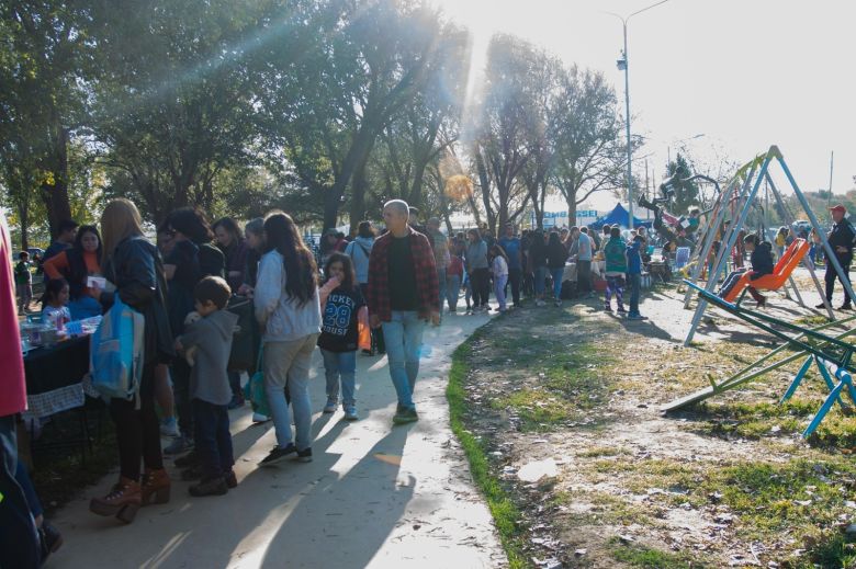 Con gran respuesta de vecinos y vecinas se llevó adelante un nuevo Punto Joven 