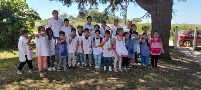 La vida en la escuela del paraje La Invernada relatada por su única maestra