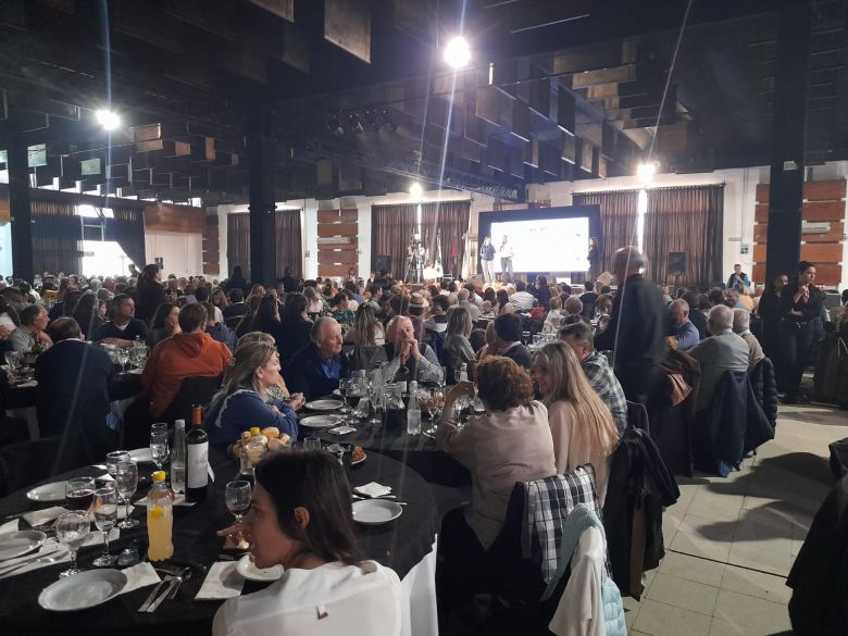 Grupo Apolo en el almuerzo de la Familia de la Rural