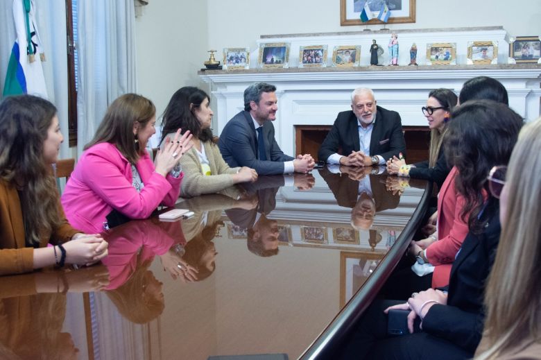 Conversatorio sobre justicia y géneros en el mes de Ni Una Menos