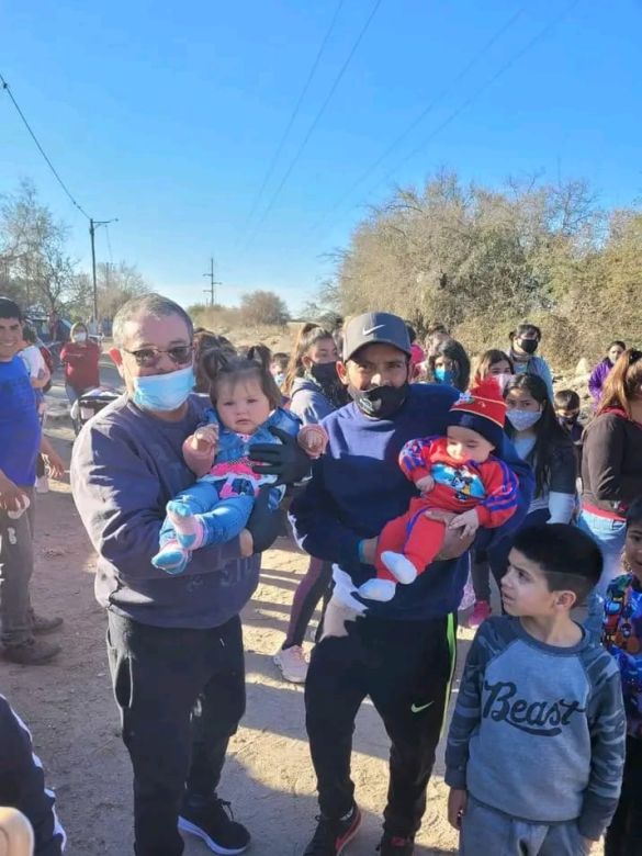 Ramoncito y otra colecta solidaria: juntan frazadas y abrigos para este invierno