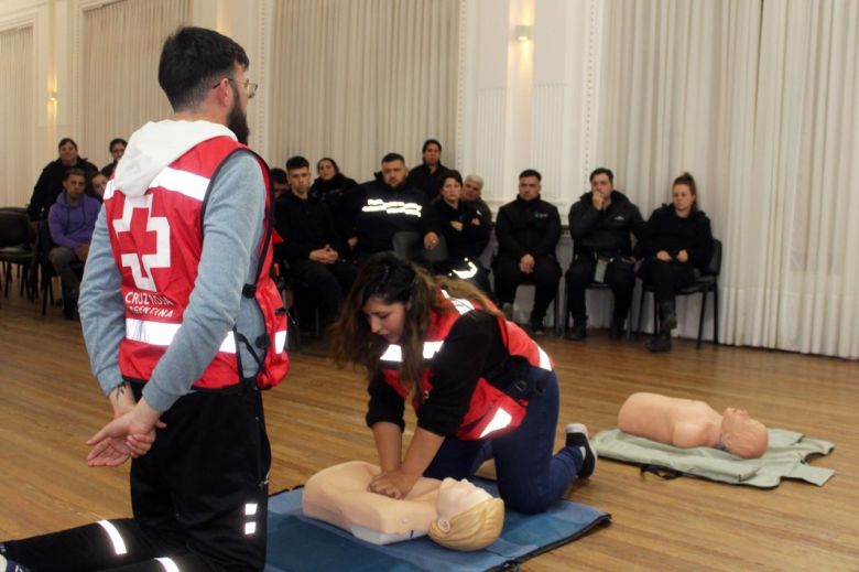 Refuerzan capacitación en primeros auxilios para el personal de Tránsito