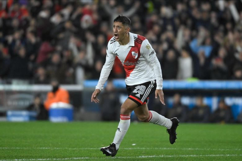 River derrotó a The Strongest y se metió en los octavos