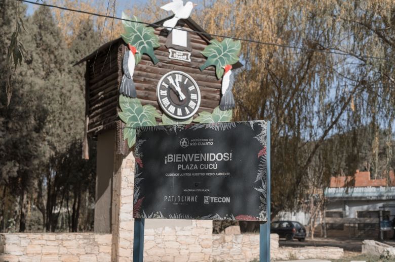 Recuperan el reloj cucú, uno de los emblemas turísticos de la ciudad 