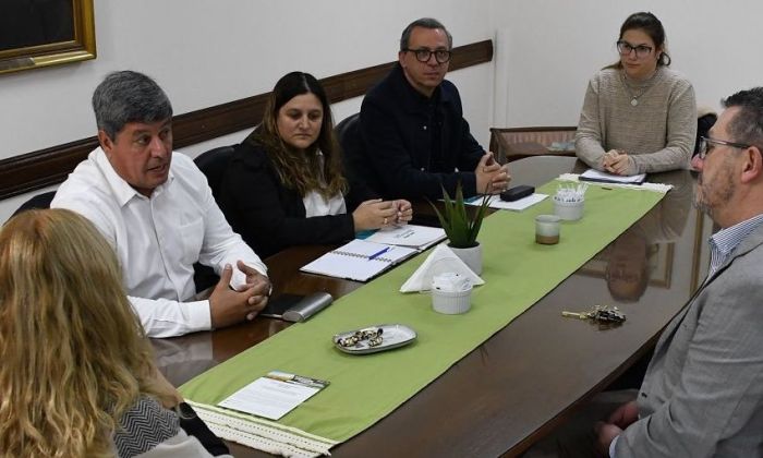 El Intendente de Mackenna visitó a Rovera 