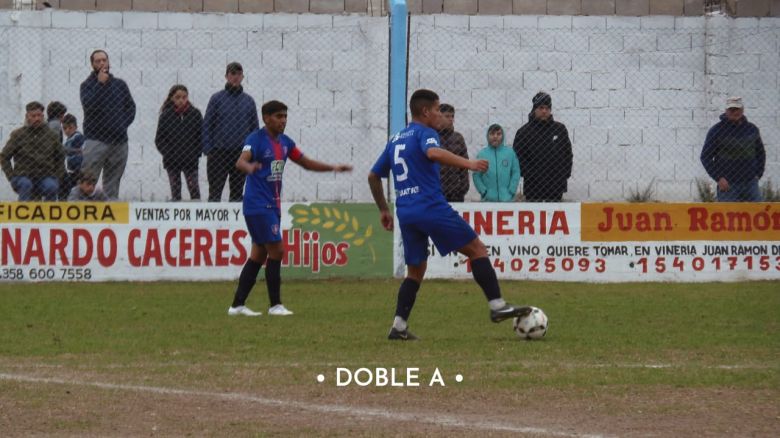 El campeón tomó la punta