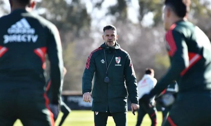 Demichelis define el plantel para el segundo semestre