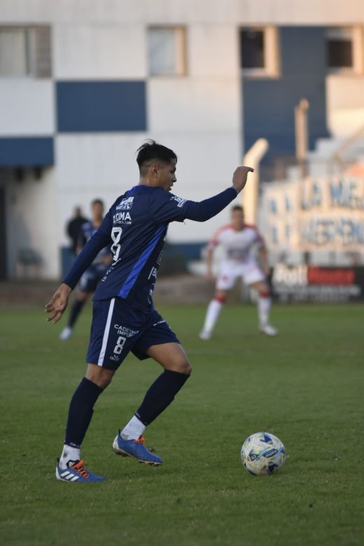 Javier Pereyra: “Vamos a tratar de ser sólidos, hacer nuestro partido y traer los tres puntos”