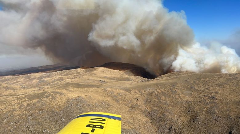 Incendio en Potrero de Garay: queda activo un foco en alta montaña