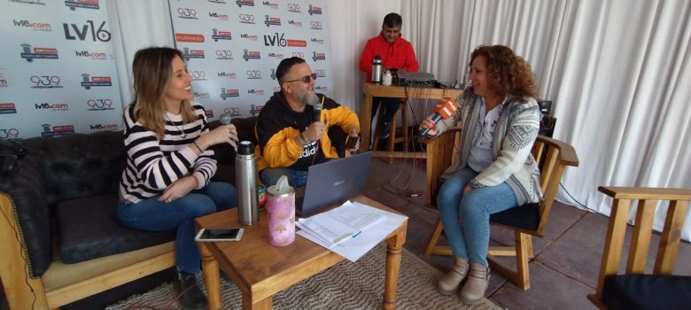 Mariela Grassi visitó nuestro stand en La Vuelta del Perro